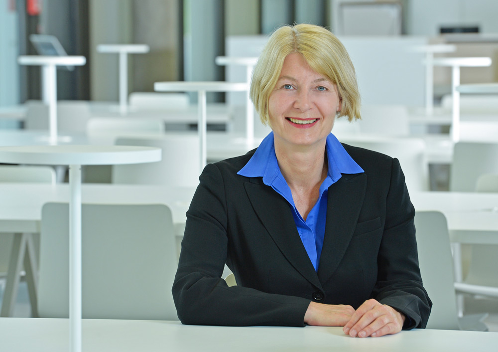 Prof. Schramm-Wölk President of Bielefeld University of Applied Sciences